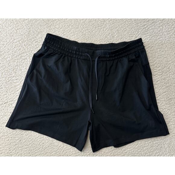 Lululemon Mens Shorts Size XL - Picture 1 of 10
